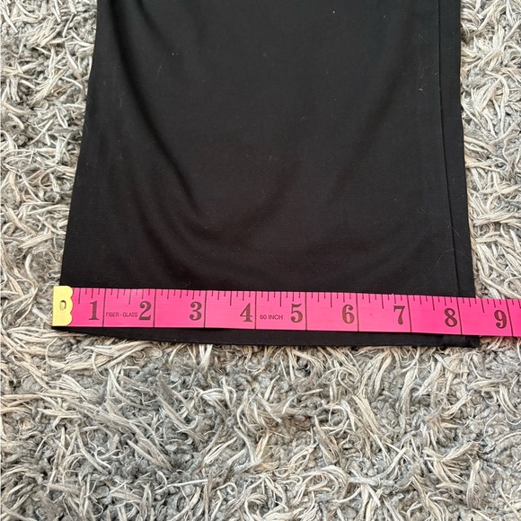 Lee Women’s Relaxed Fit Straight Leg All Day Pant - Black - 14 Petite - Picture 8 of 14